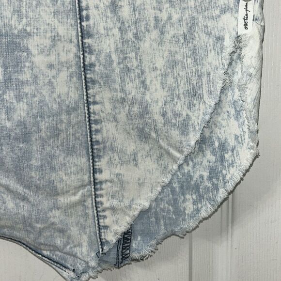 One Teaspoon Acid Wash Lightweight Harem Shorts(Size 28) - Picture 8 of 11